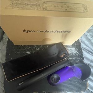 NIB Dyson Special Edition Corrale Straightener